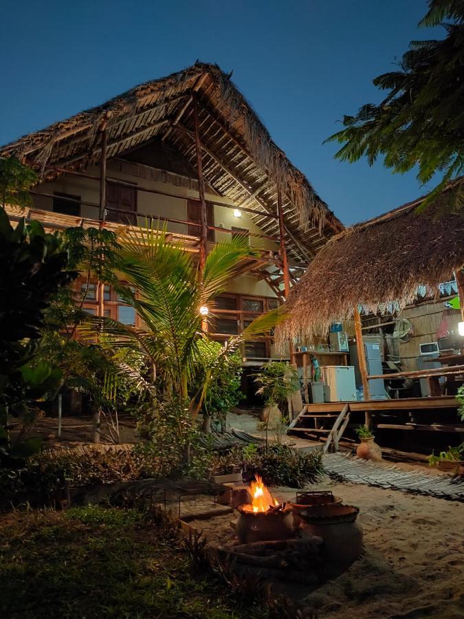 Casa Surf Lodge - Praia do Tofo Zewnętrze zdjęcie